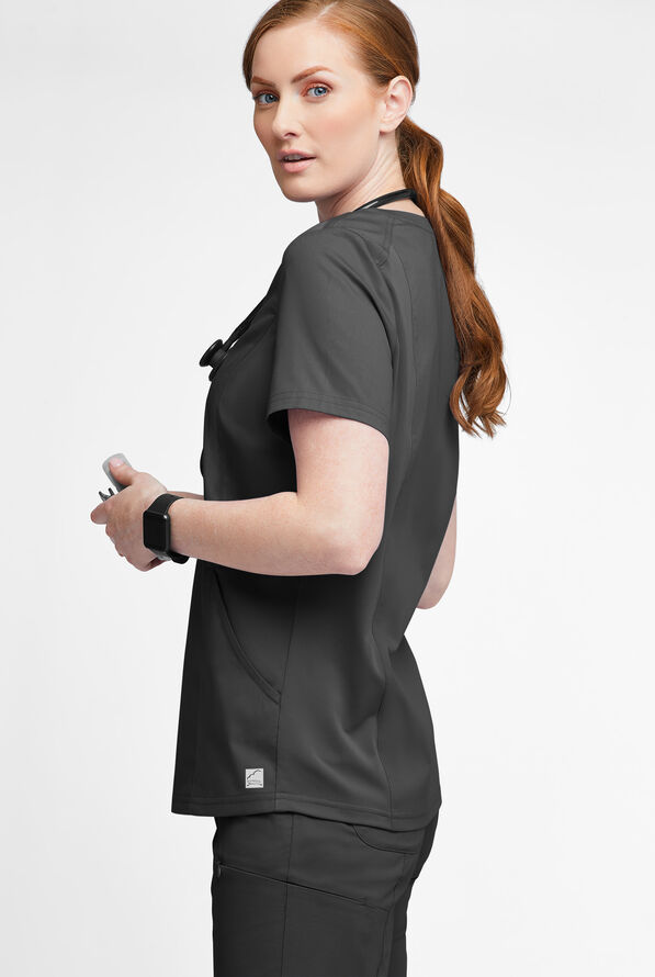 Blusa m&eacute;dica UA Butter-Soft STRETCH con detalle tejido y 3 bolsillos para mujer - Black - 2