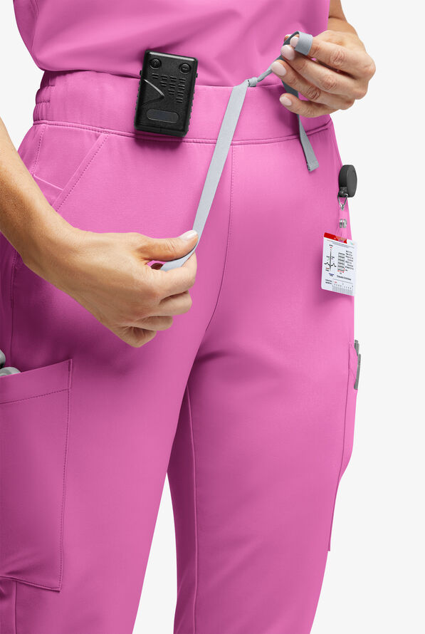 Pantalón médico ReSurge Amber estilo jogger con piernas pitillo y 7 bolsillos para mujer - Magnesium Pink - 3