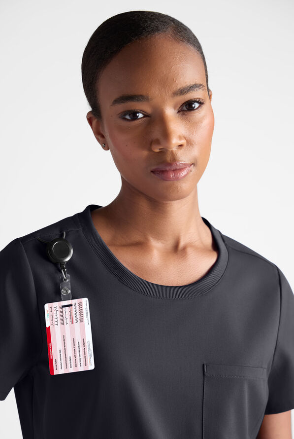 Blusa m&eacute;dica Grey's Anatomy by Barco Emerge STRETCH con cuello redondo y 1 bolsillo para mujer - Steel Gray - 6