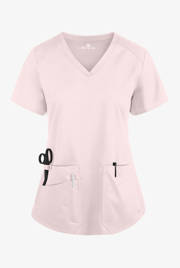 Blusa m&eacute;dica Med Couture Touch STRETCH con cuello en V, paneles laterales acanalados, fald&oacute;n camisero y 3 bolsillos para mujer - Ice Pink - 1