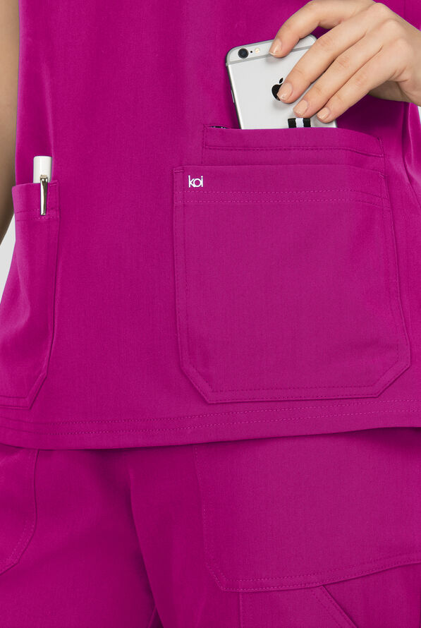 Blusa m&eacute;dica Koi Next Gen Hustle and Hear con cuello en V y 3 bolsillos para mujer - Azalea Pink - 3