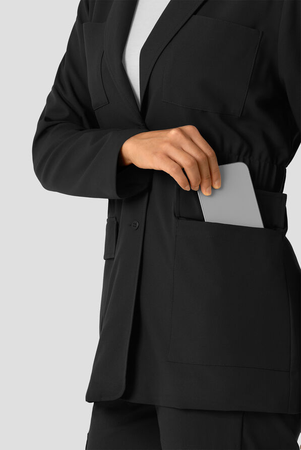 Wink Layers Women's 28 1/4"  4-Pocket Blazer Short Lab Coat - Black - 4