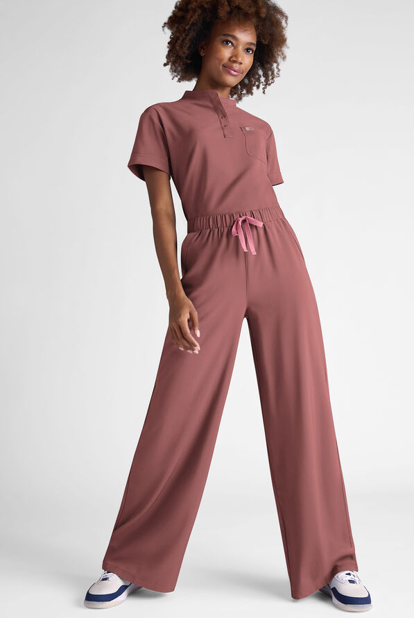 Easy STRETCH Hunter Women's 6-Pocket Relaxed Fit Wide Leg Scrub Pant - Soft Chestnut - 2
