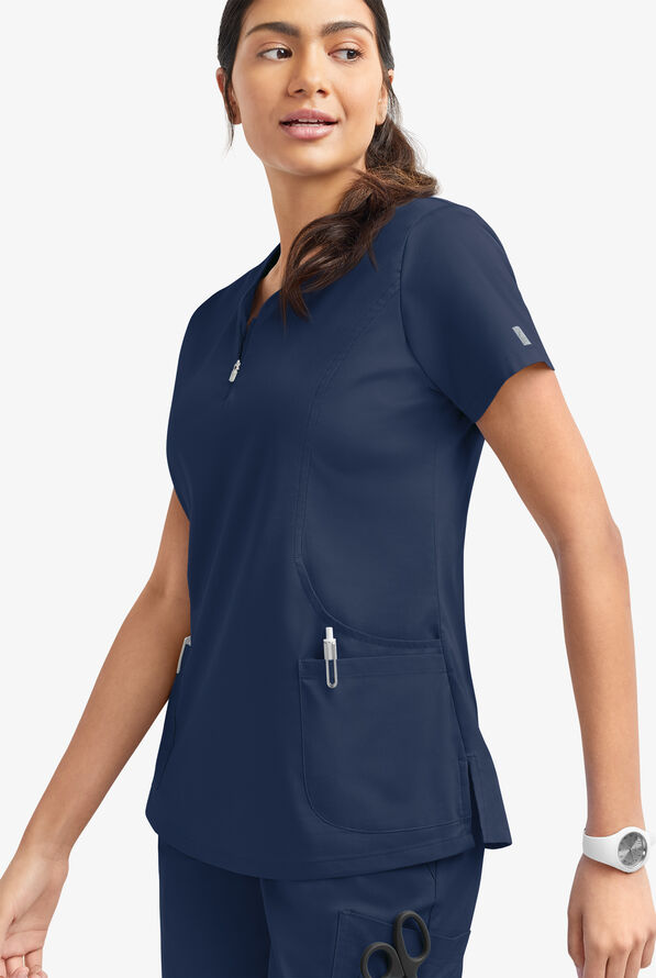 Blusa m&eacute;dica UA Butter-Soft STRETCH con cremallera en el cuello curvo y 4 bolsillos para mujer - Navy - 3