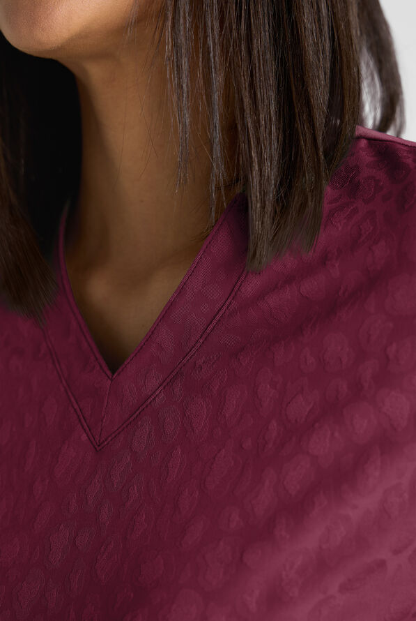 Easy STRETCH Lina Women's Jacquard 4-Pocket V-Neck Scrub Top - Wine - 3