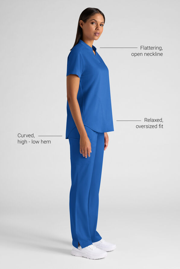 Blusa m&eacute;dica holgada Butter-Soft STRETCH FLXTEK estilo Henley con 2 bolsillos para mujer - Royal - 3