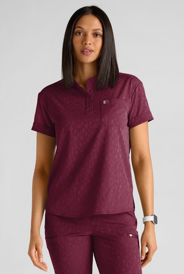 Blusa médica Easy STRETCH Bella estilo Henley de tela Jacquard con 1 bolsillo para mujer - Wine - 1