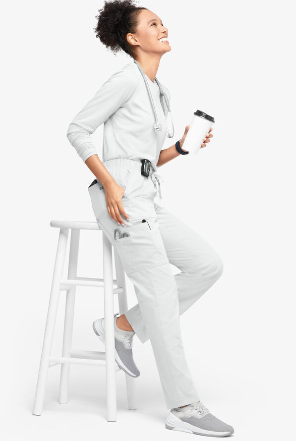 Butter-Soft Originals Women's 7-Pocket Mid Rise Straight Leg Cargo Scrub Pants - Petite - White - 4