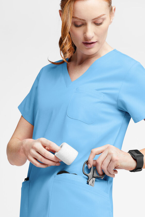 Butter-Soft Originals Women's 7-Pocket Curved V-Neck Scrub Top - Blue Oasis - 4
