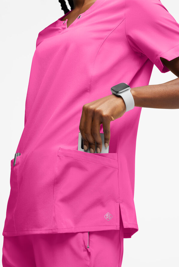 Blusa m&eacute;dica Easy STRETCH Amber con cuello con muesca y 4 bolsillos para mujer - Glam Pink - 2