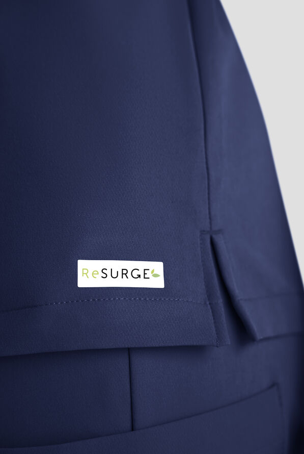 ReSurge Diamond Women's 3-Pocket V-Neck Tuck In / Wear Out Scrub Top - Navy - 3