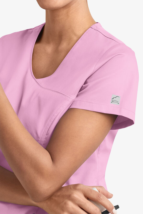 Blusa m&eacute;dica UA Butter-Soft STRETCH estilo cruzado con cuello en V y 3 bolsillos para mujer - Sweet Rose - 3