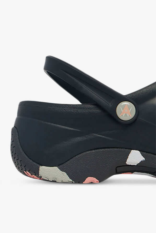 anywear zone sole focus black patent women's nursing shoes