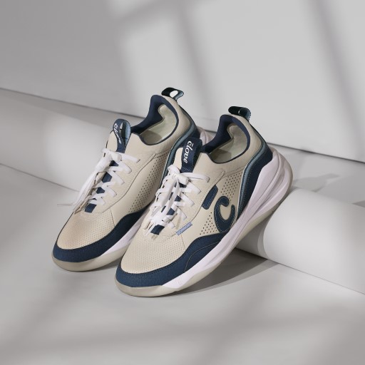 clove sneakers