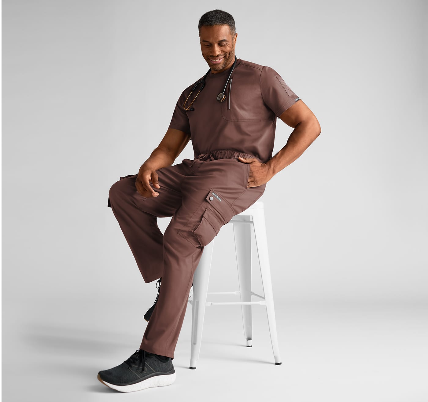 Advantage Men’s 10-Pocket Cargo Scrub Pants