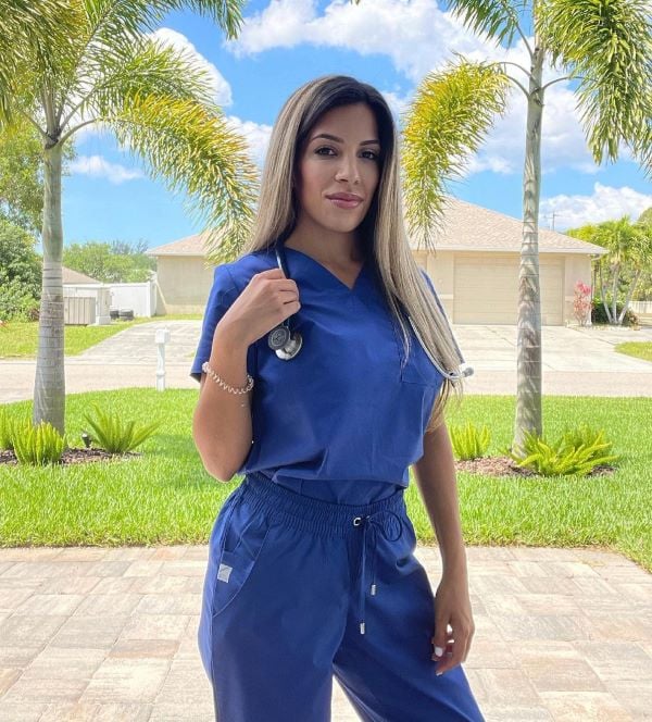 Women's Scrubs