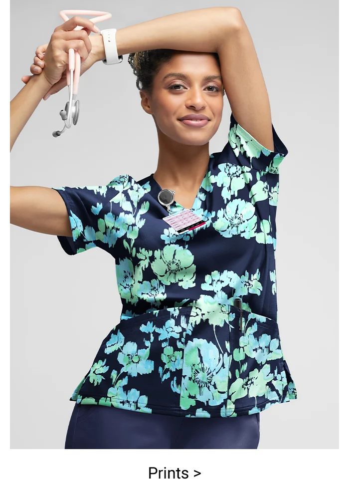Women&rsquo;s Print Scrubs 