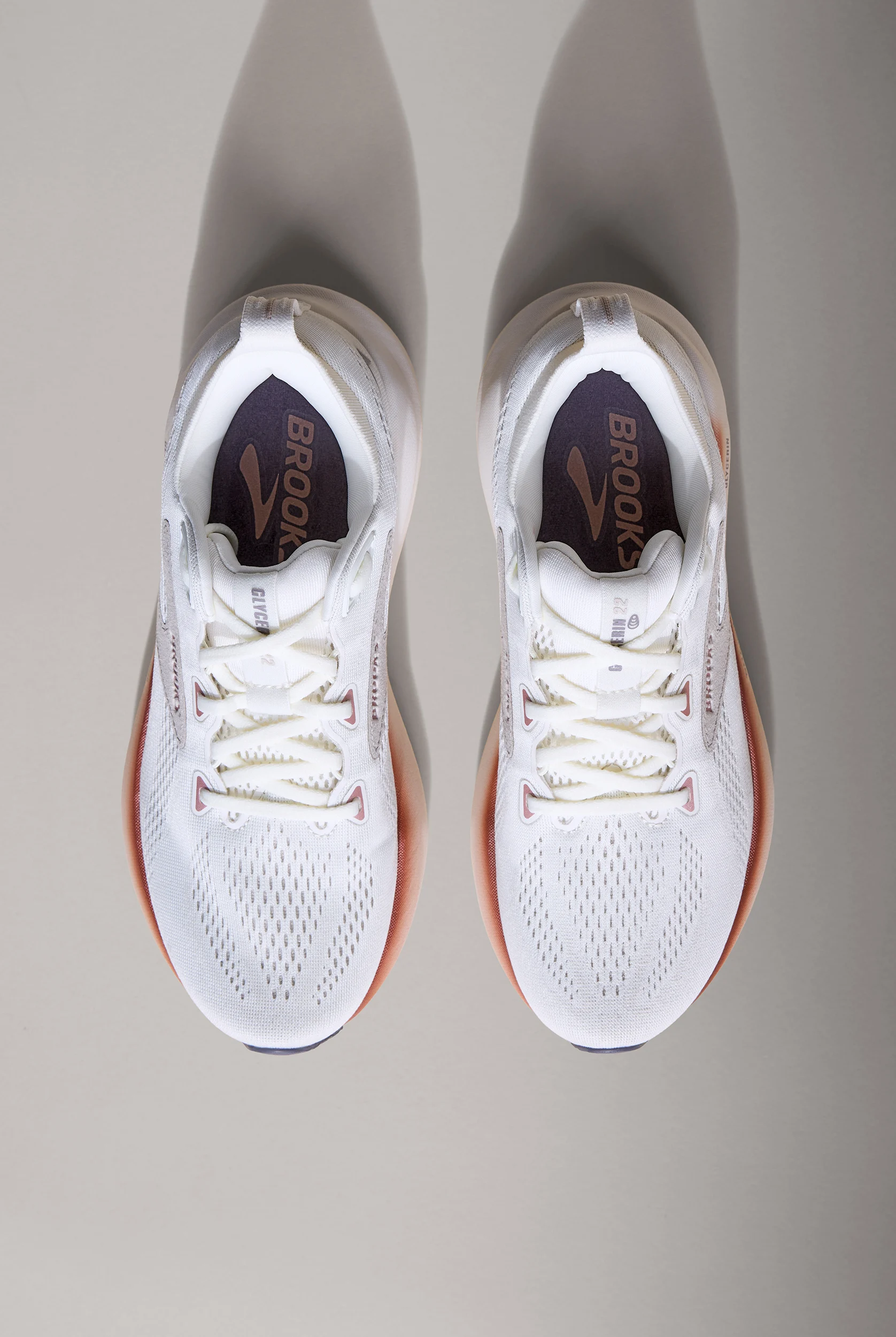 Brooks Women's Glycerin 22 Coconut/Chateau/Rose Athletic Lace Up Nursing Shoes