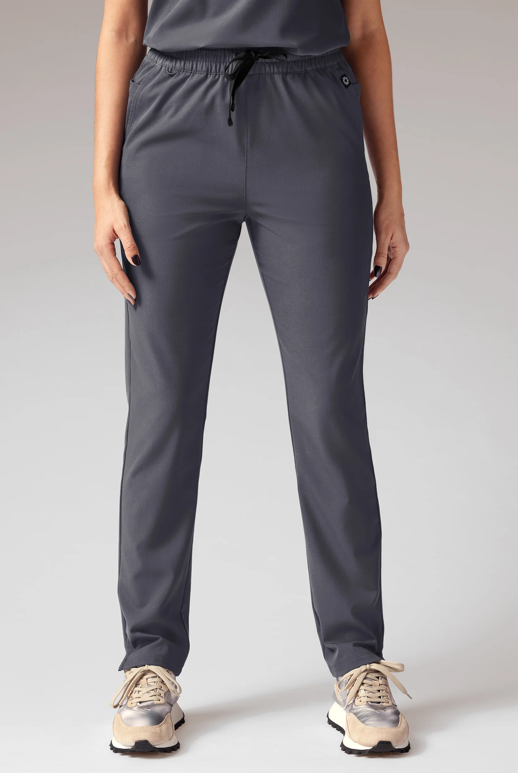 Hypothesis A-D All Duty Women&rsquo;s 6-Pocket Slim Straight-Leg Scrub Pant - Petite