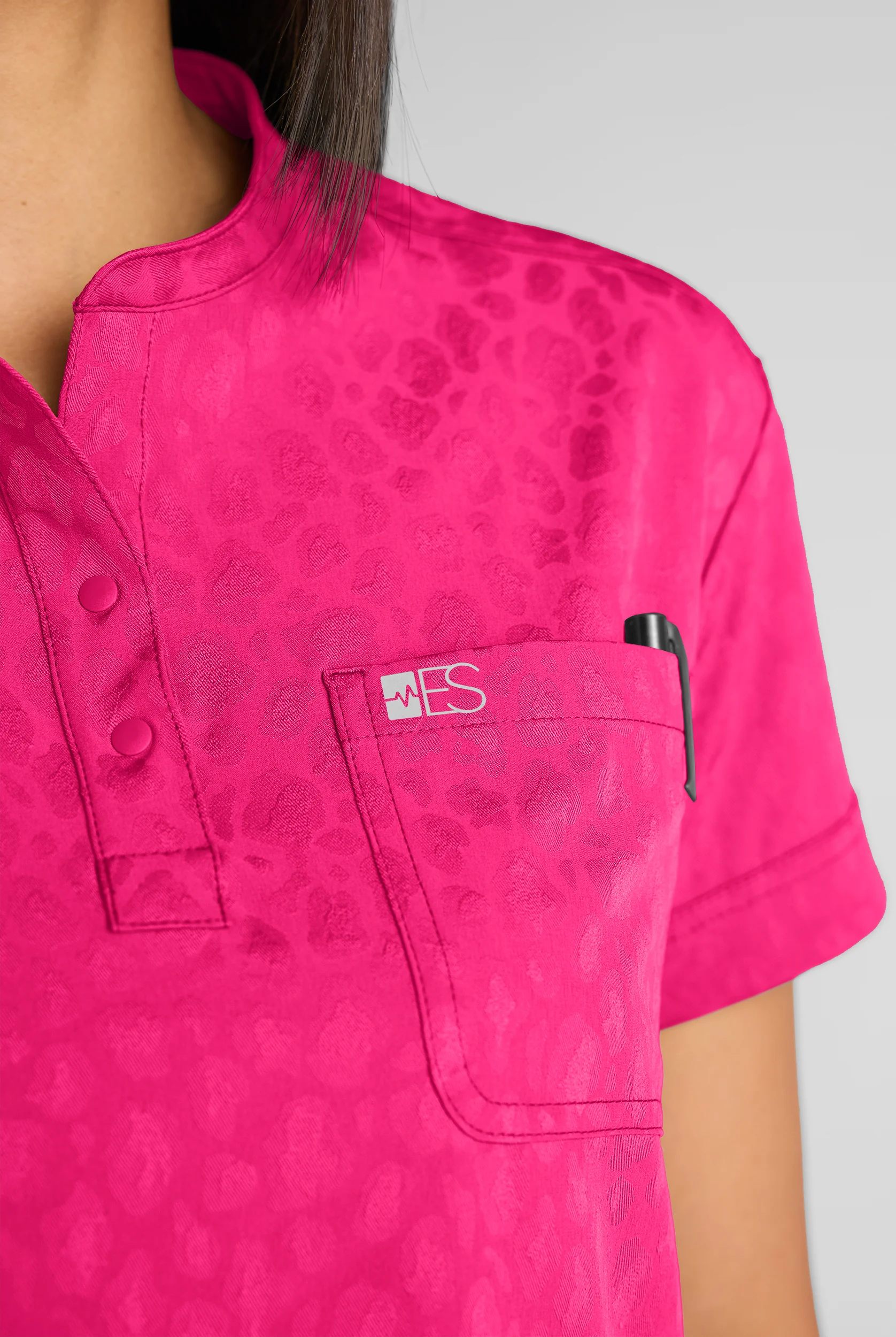 Easy STRETCH Bella Women's Jacquard 1-Pocket Henley Scrub Top