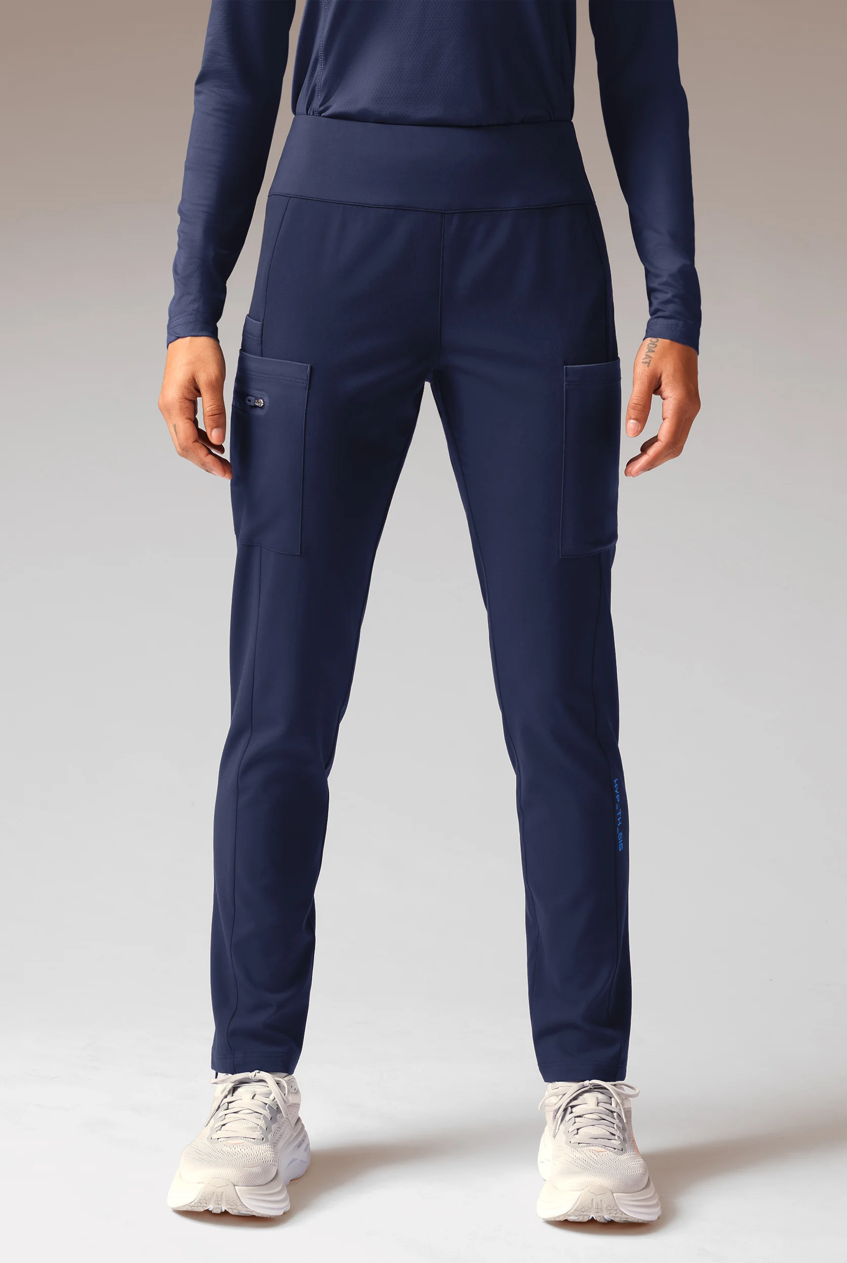 Hypothesis Dynama Y-Pant Women&rsquo;s 7-Pocket Yoga-Inspired Scrub Pant