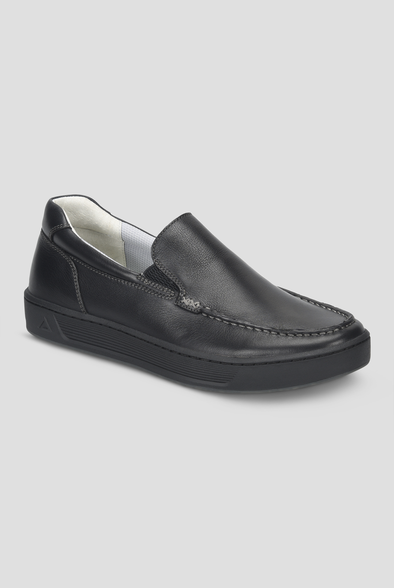 Align™ Men's Trayton Slip-on Slip Resistant Leather Shoes
