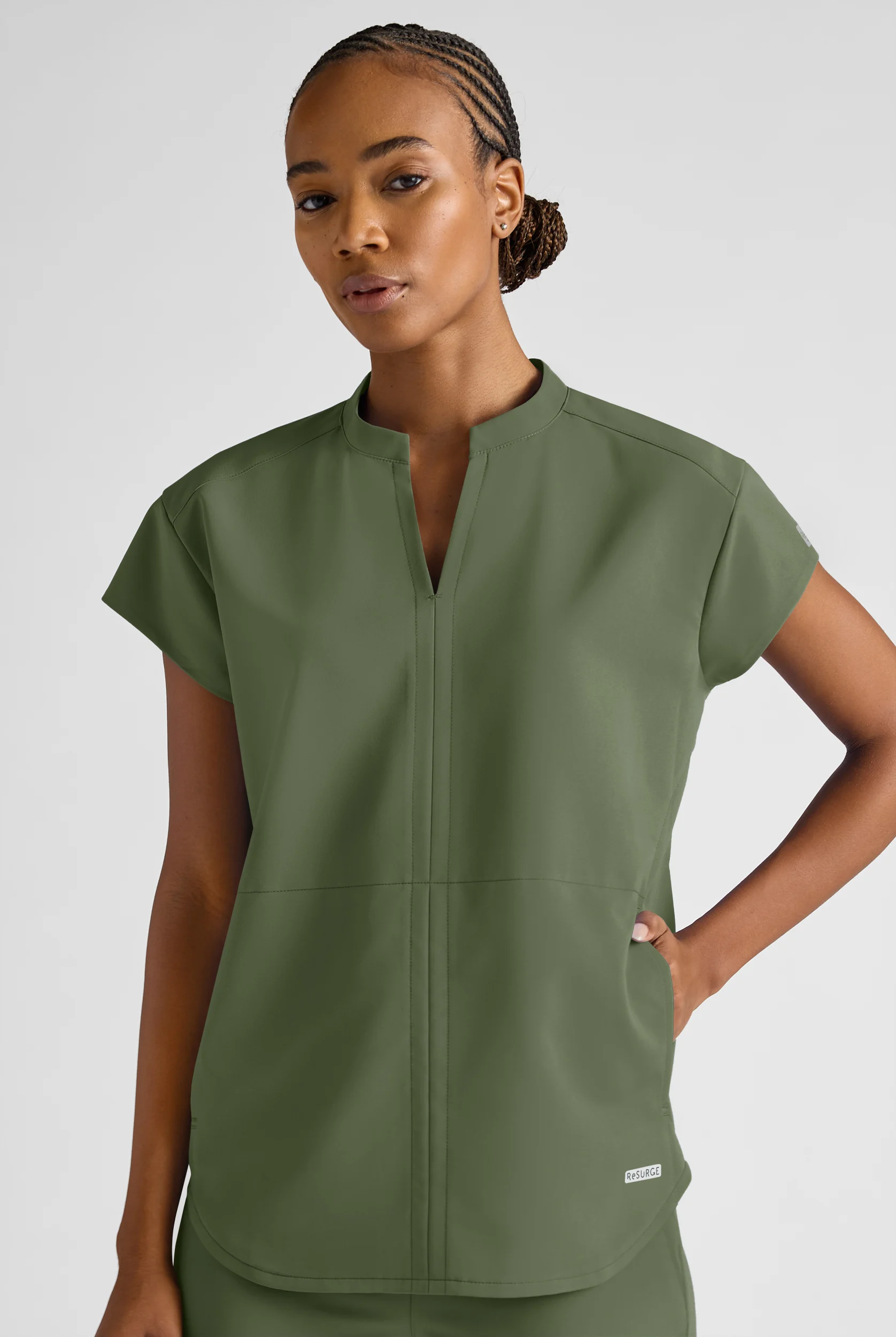 ReSurge Skye Women's 2-Pocket STRETCH Dolman Sleeve Stand Collar Scrub Top