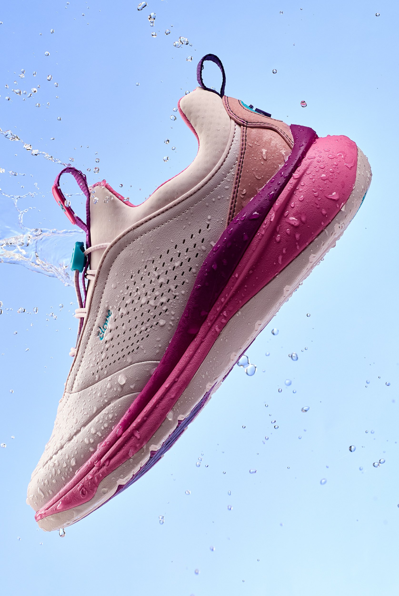 Clove Prima Women's Light Pink/ Violet Bungee Athletic Shoe