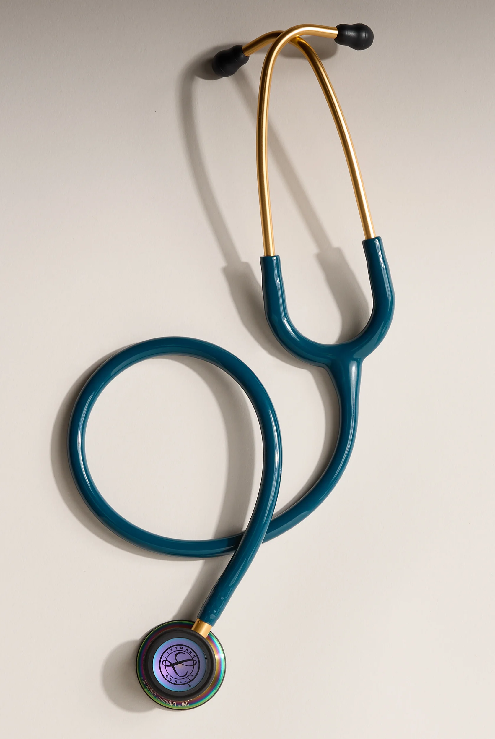 3M&trade; Littmann&reg; Classic III&trade; Rainbow Finish Stethoscope