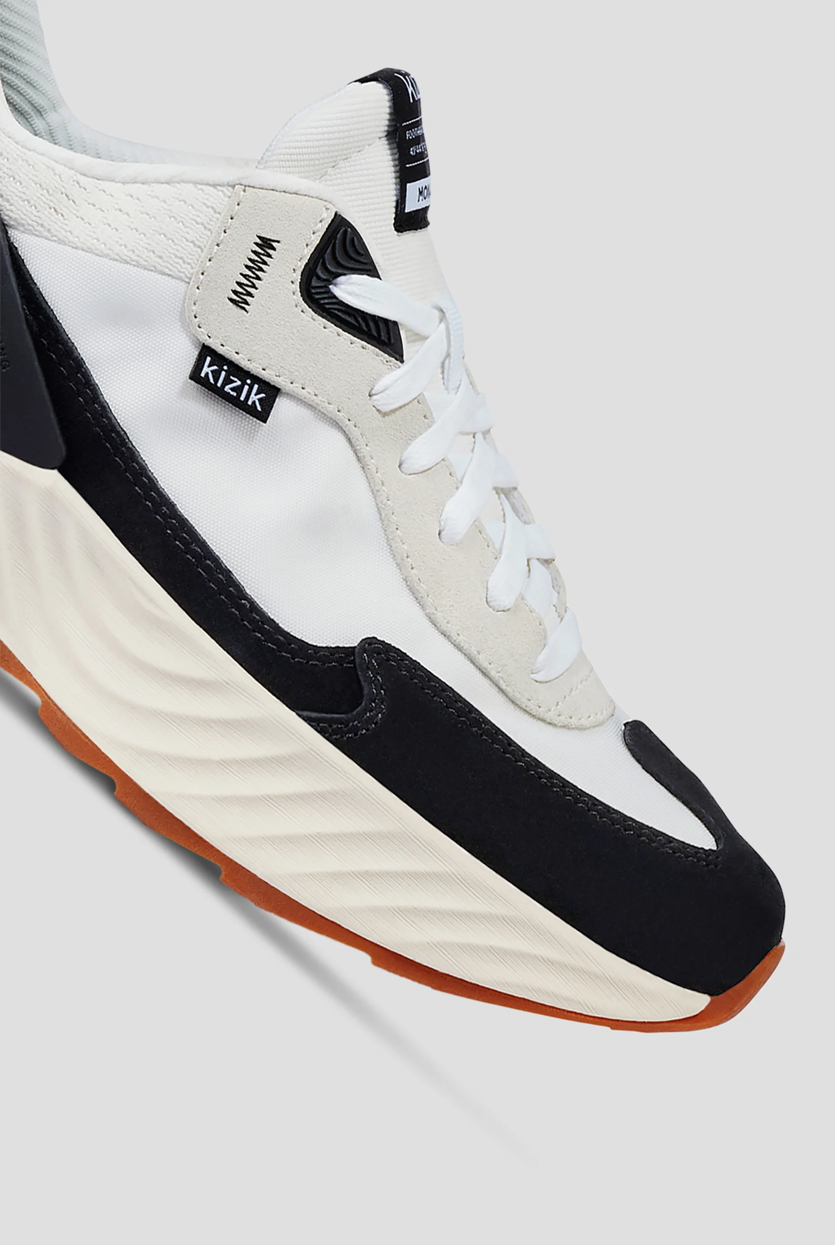 Zapatillas deportivas Kizik Monaco White/black con cordones para hombre