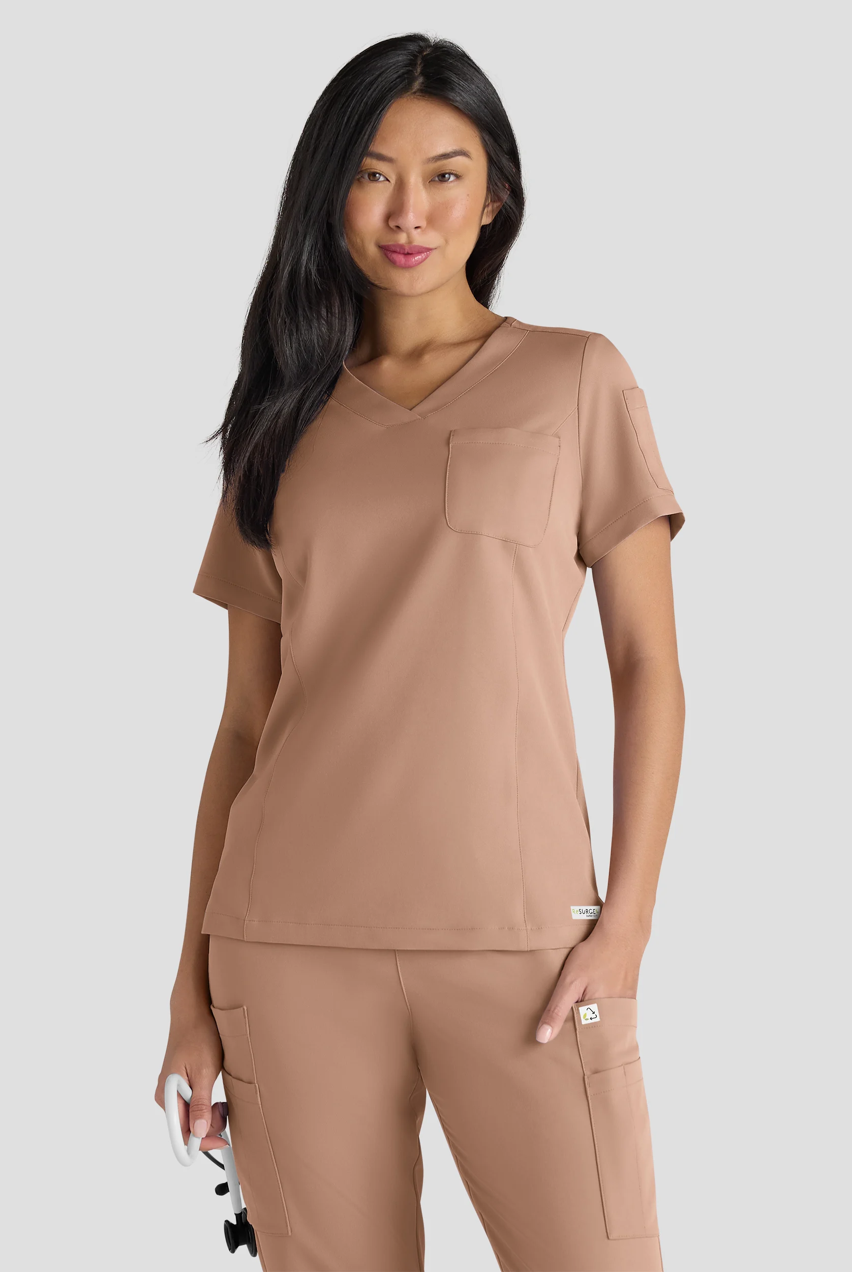 ReSurge Diamond Women's 3-Pocket V-Neck Tuck In / Wear Out Scrub Top