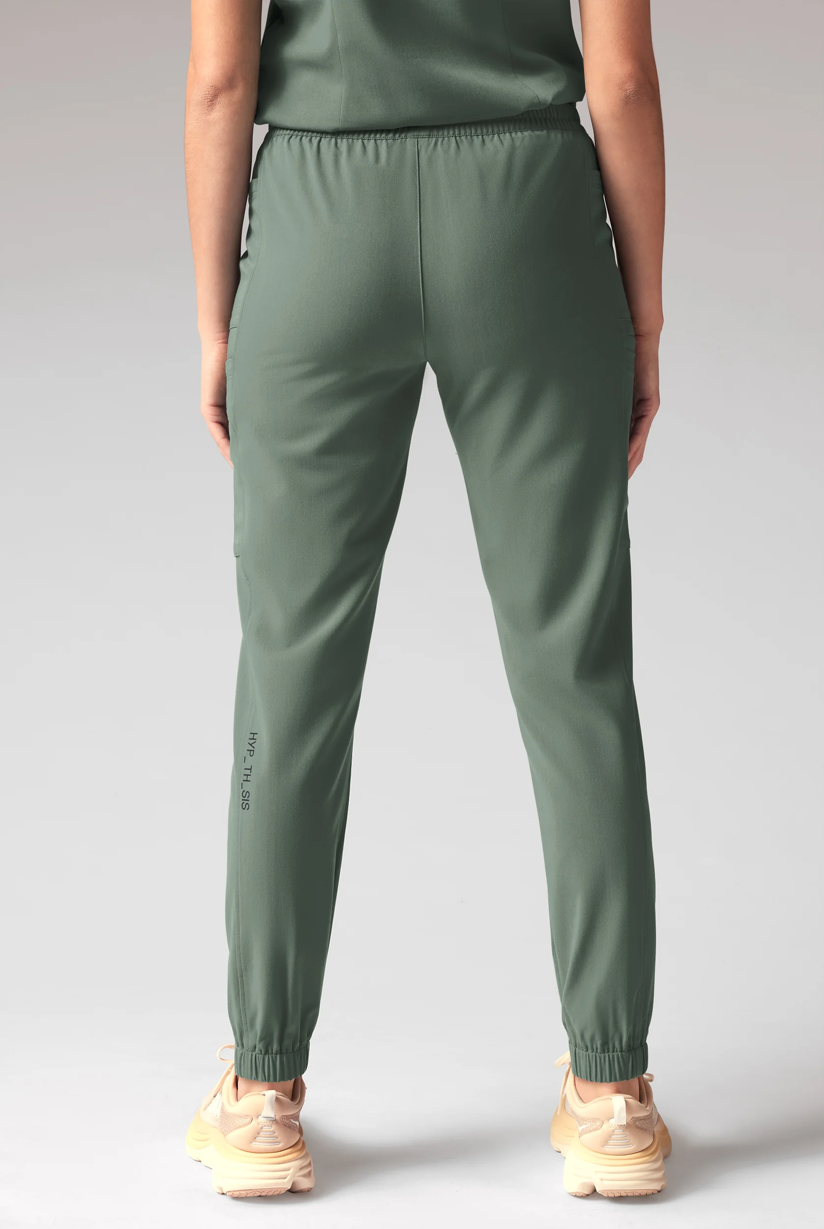 Hypothesis Cache Women&rsquo;s 6-Pocket Jogger Scrub Pant