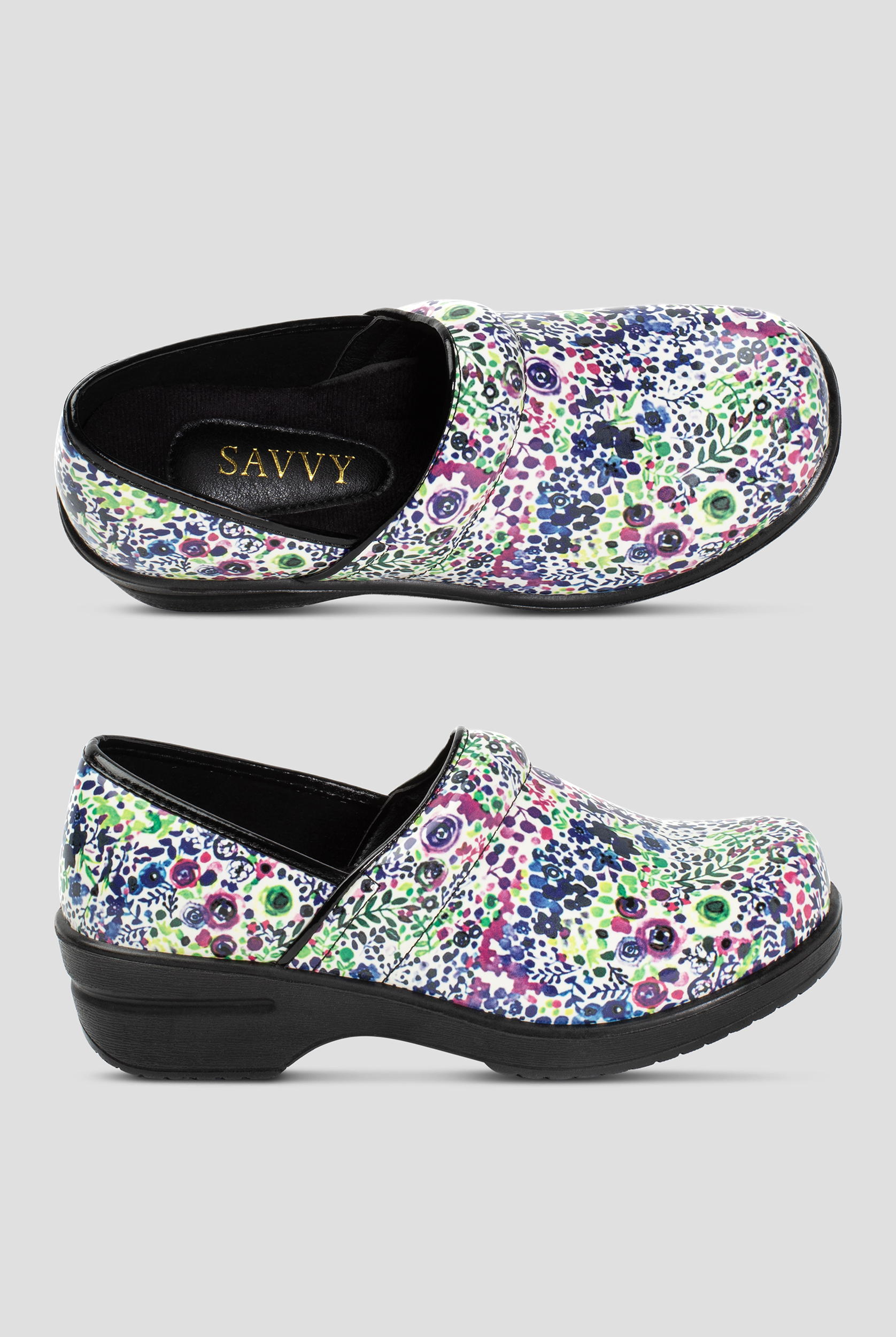 Savvy Women's Brandy Meadow Nursing Clogs