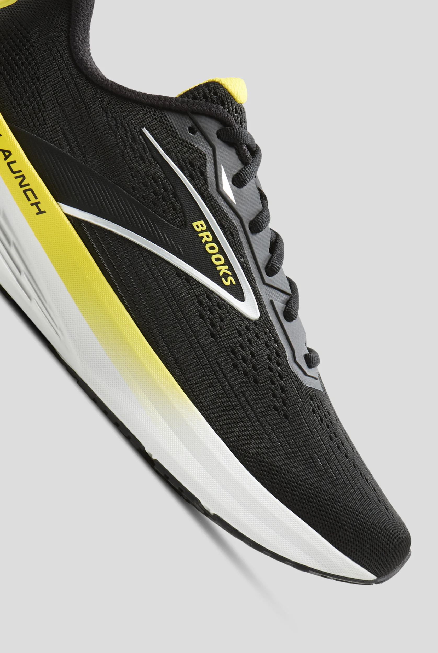 Brooks Men's Launch 12 Black/Cyber Yellow/Oyste Athletic Lace Up Shoes