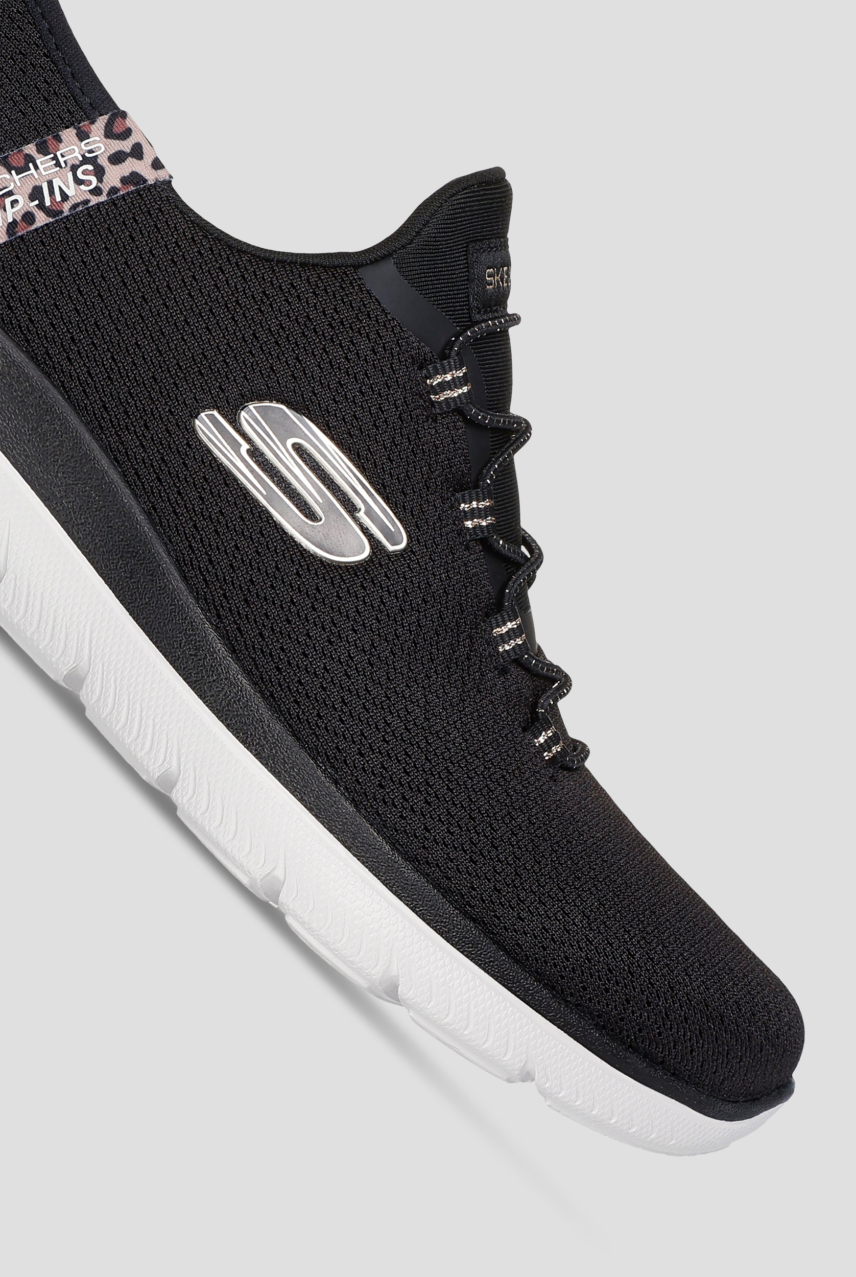 Skechers Sport SUMMITS - LEOPARD CHIC Knit Bungee Athletic Slip-On Shoes