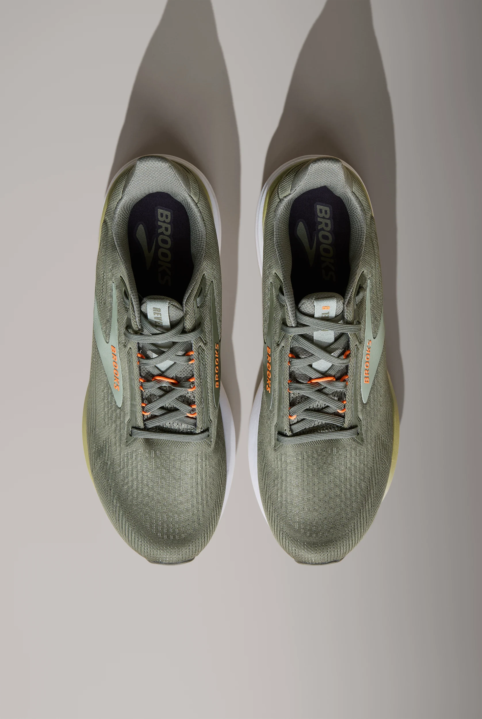 Brooks Men's Revel 8 Olive/Tea/Orange Athletic Lace Up Shoes