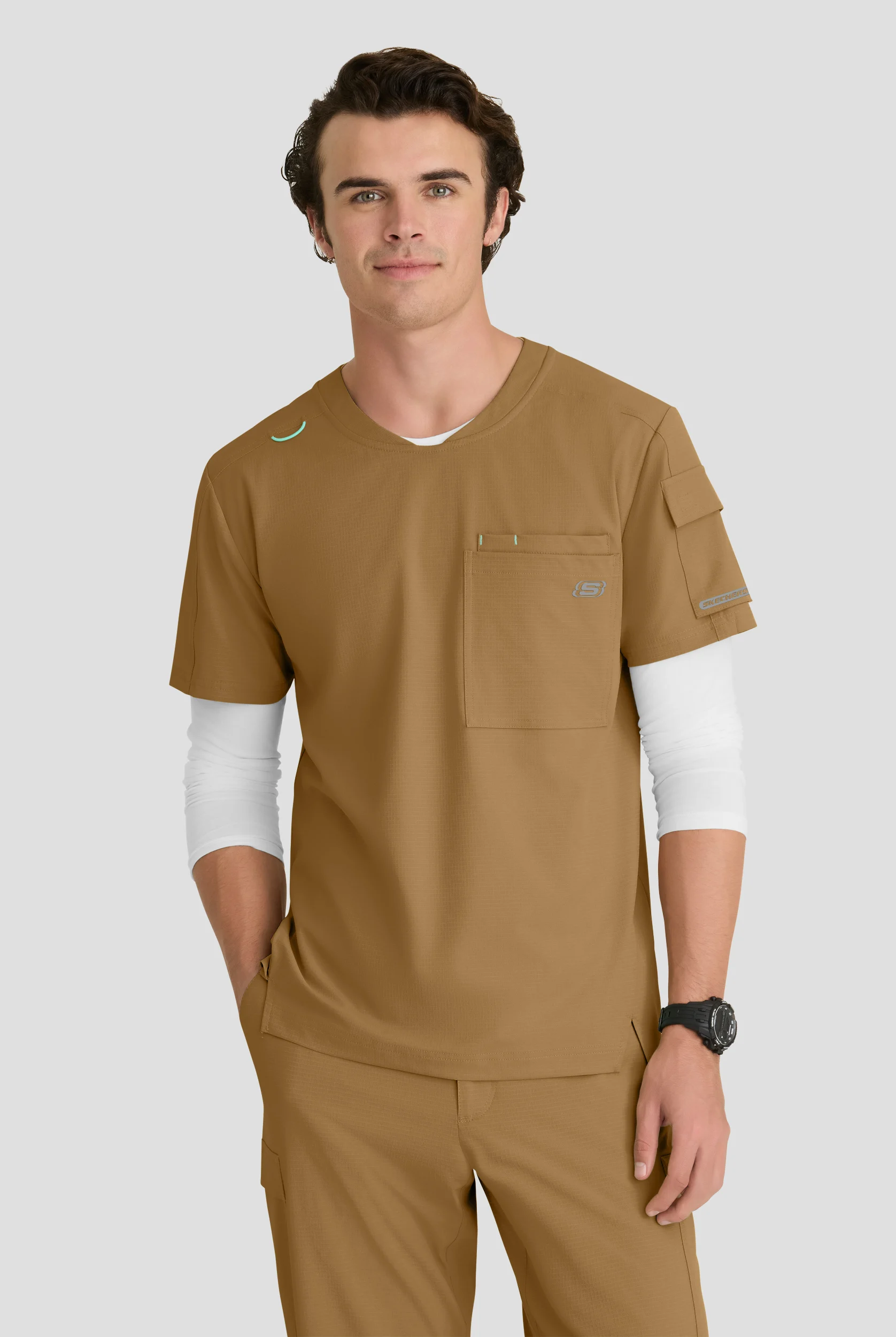 Skechers by Barco Ripstop Station Men's 3-Pocket STRETCH Notched Hem Round Neck Scrub Top