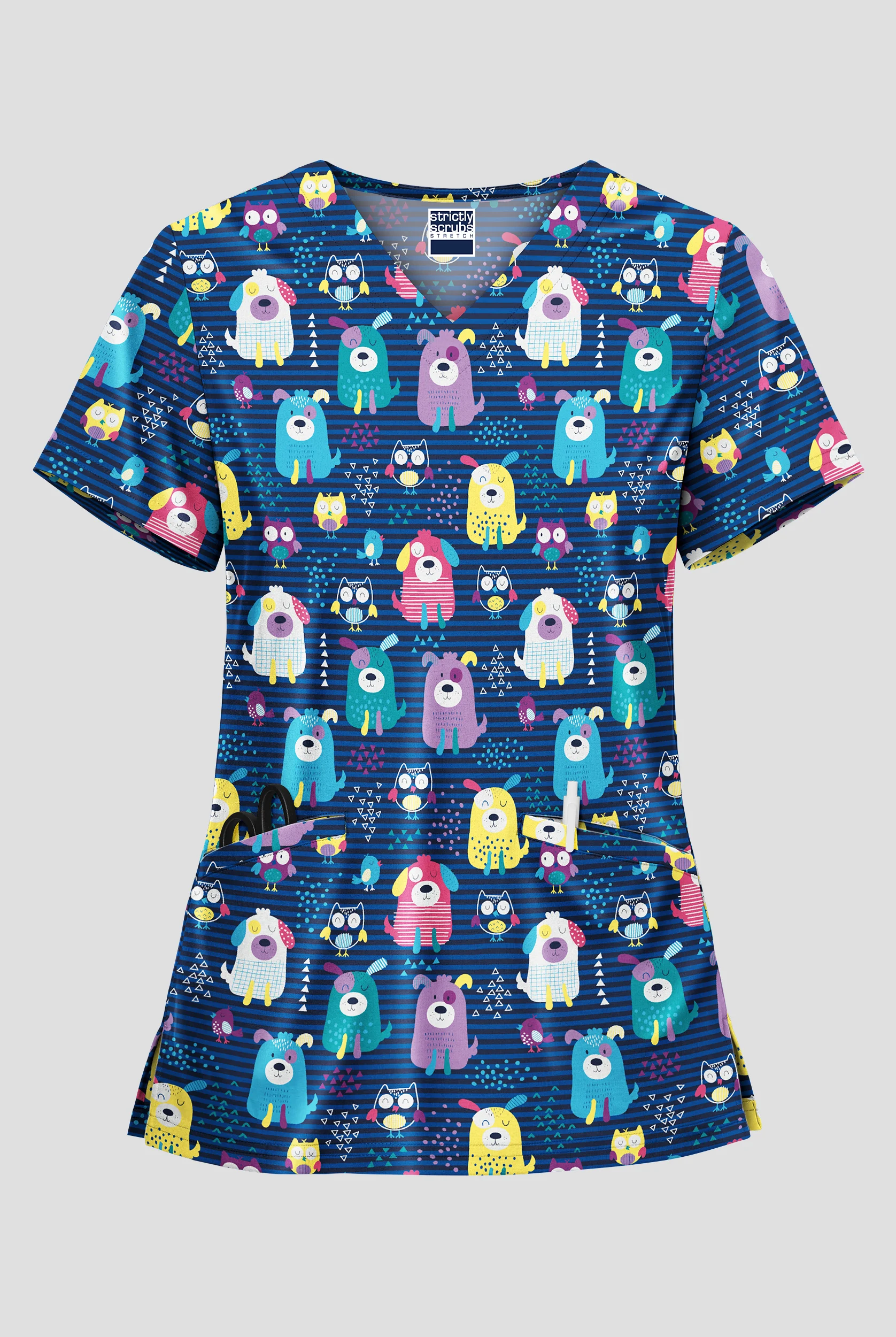 Blusa médica estampada Strictly Scrubs STRETCH Yard Friends Navy con cuello en V y 2 bolsillos para mujer