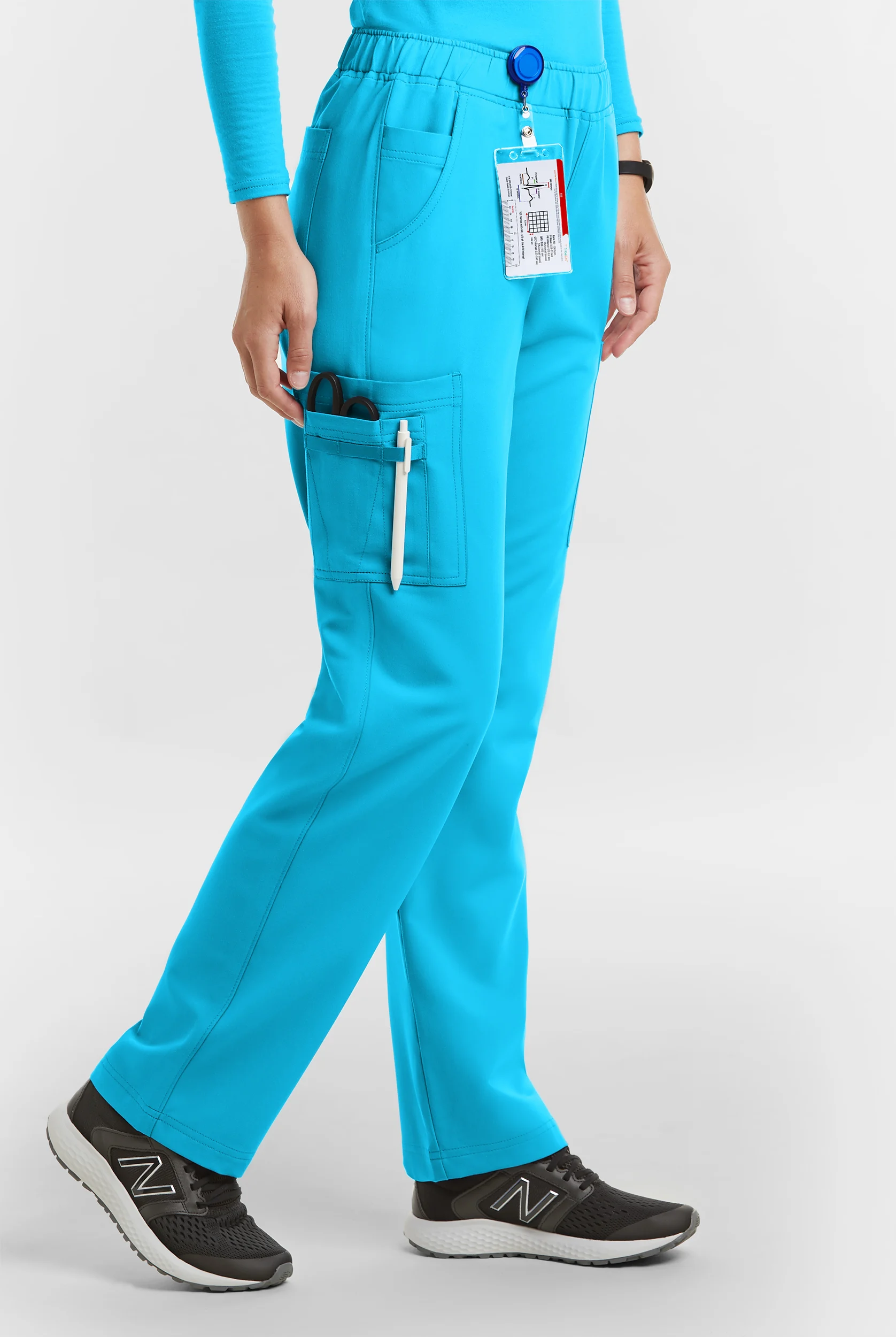 Pantal&oacute;n m&eacute;dico MOVEMENT by Butter-Soft STRETCH Rigel Tall con cord&oacute;n y 9 bolsillos para mujer