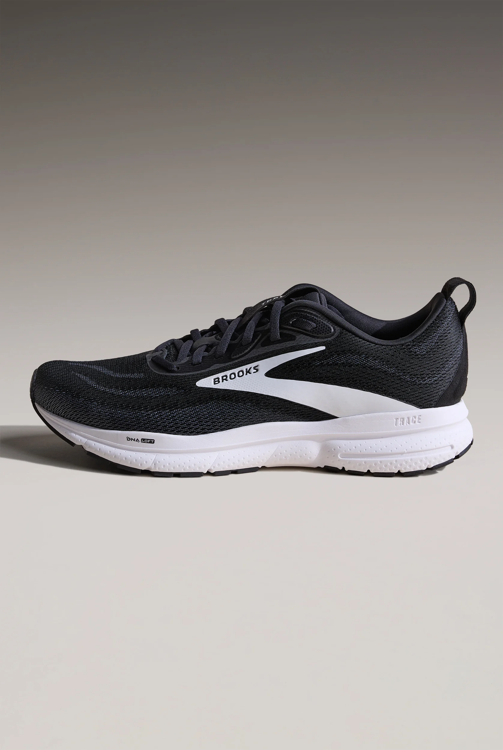 Brooks Men's Trace 4 Black/Grey/White Athletic Lace Up Nursing Shoes