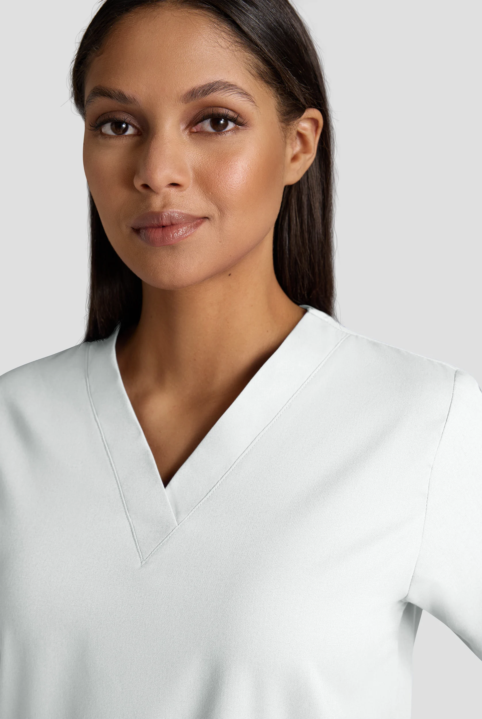 Strictly Scrubs Women's 4-Pocket Scrub Set