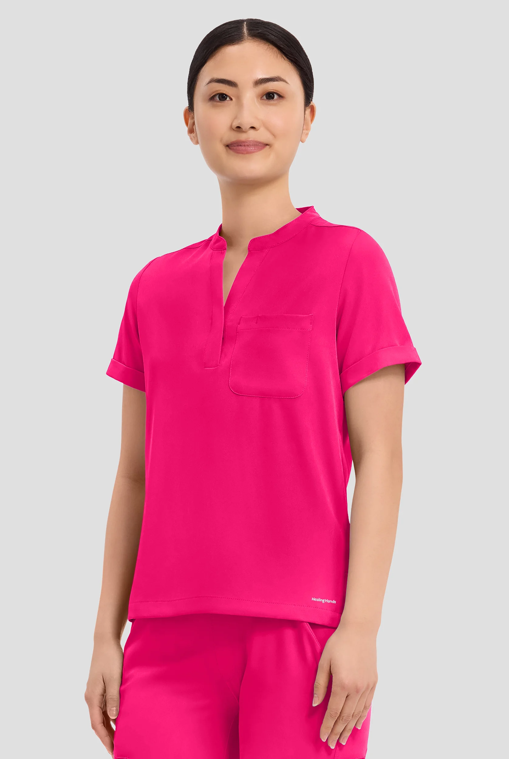 Blusa m&eacute;dica HH Works by Healing Hands Macy STRETCH con cuello mao y 1 bolsillo para mujer