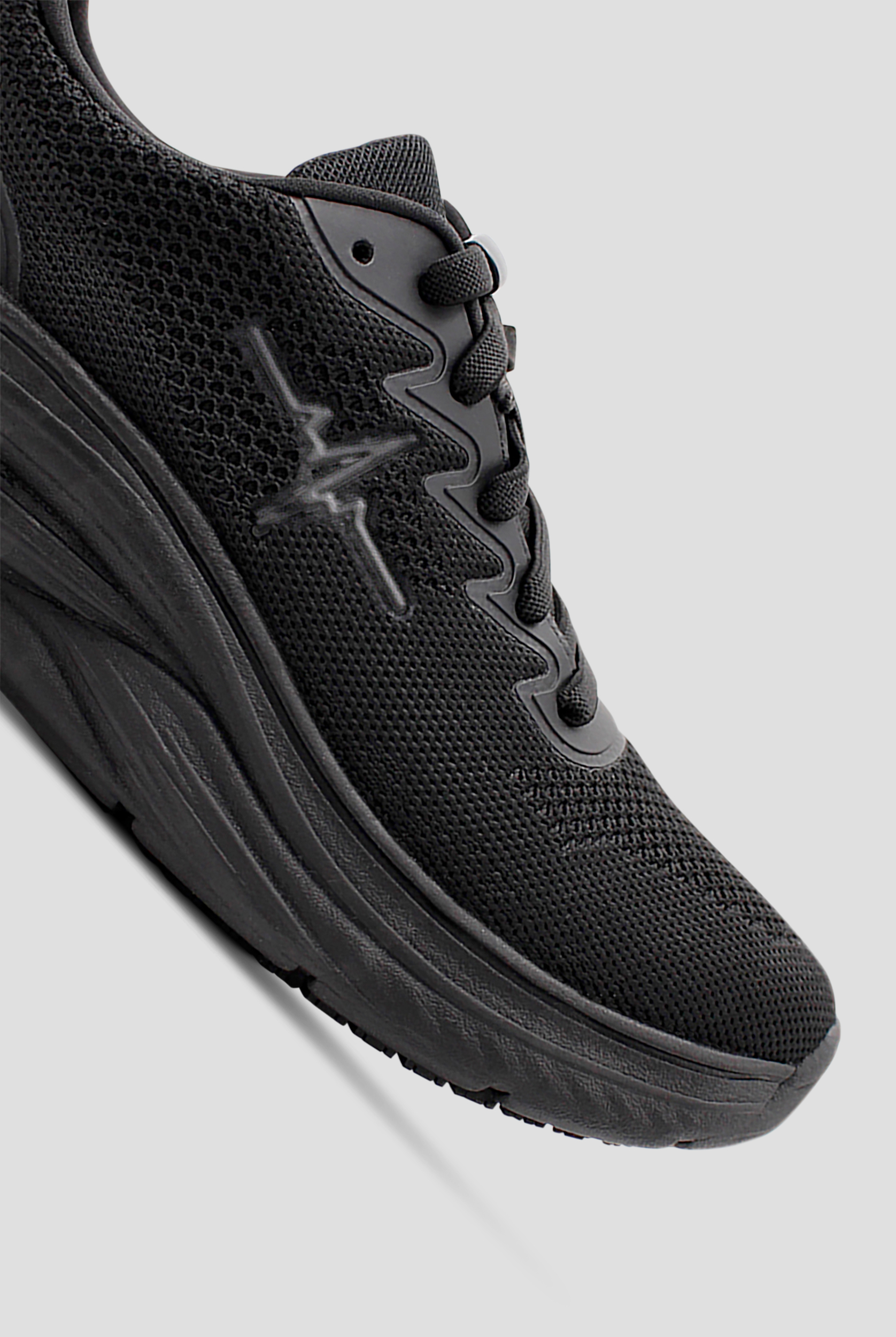 LaForst Women's Extreme Comfort Slip-Resistant Gliders Heartbeat Black Bungee Athletic Shoes