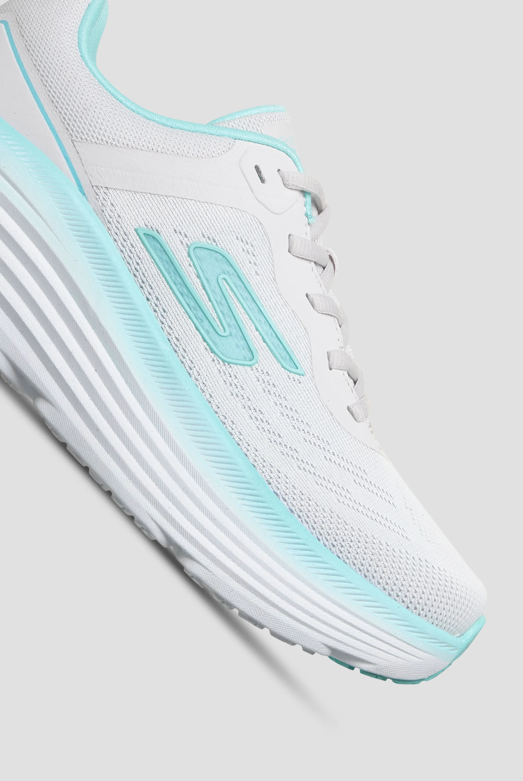 Skechers Performance MAX CUSHIONING ENDEAVOUR - ARDENA Women's White/Aqua Lace Up Athletic Shoe