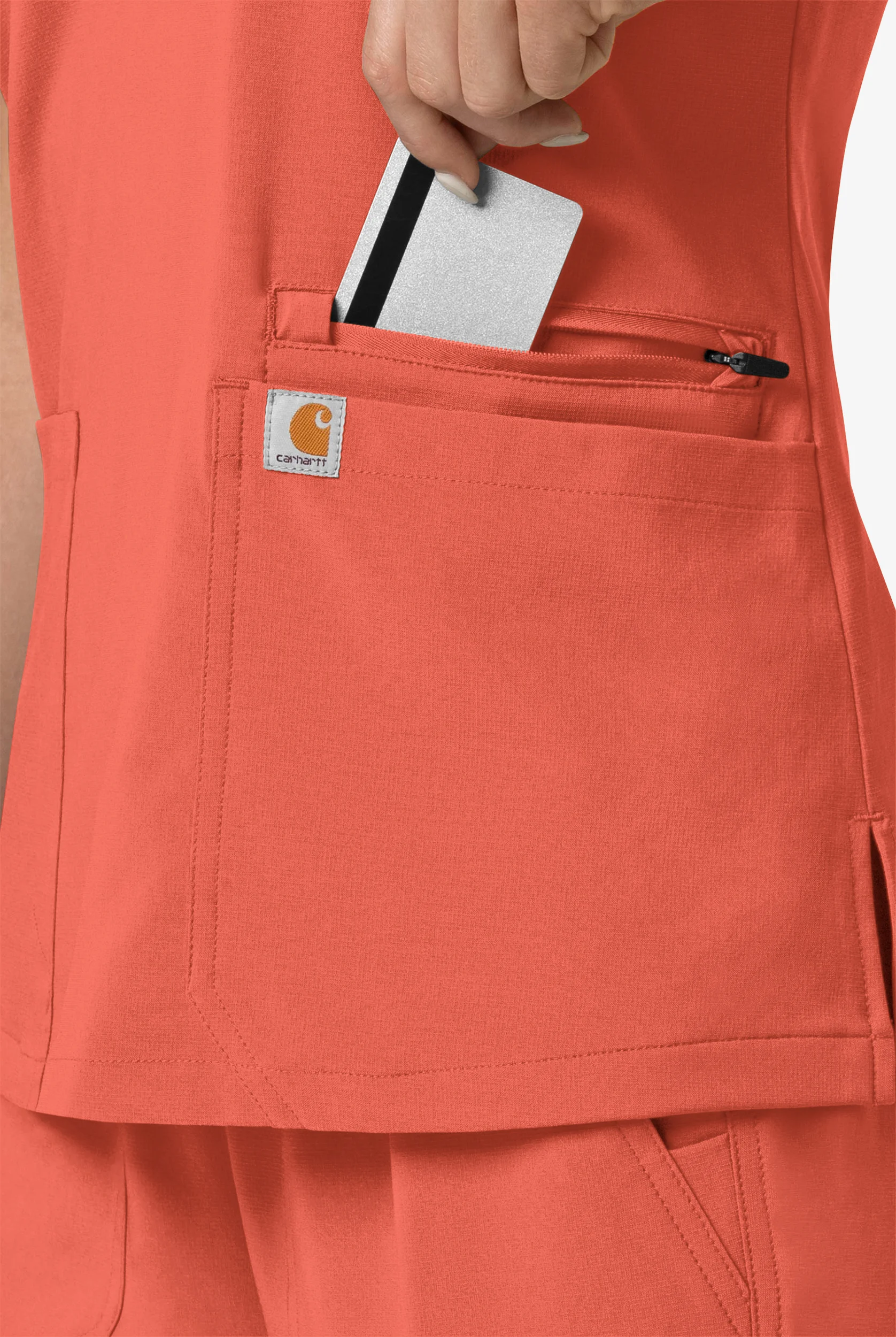 Blusa médica Carhartt Cross-Flex Force STRETCH con panel de tejido y 3 bolsillos para mujer