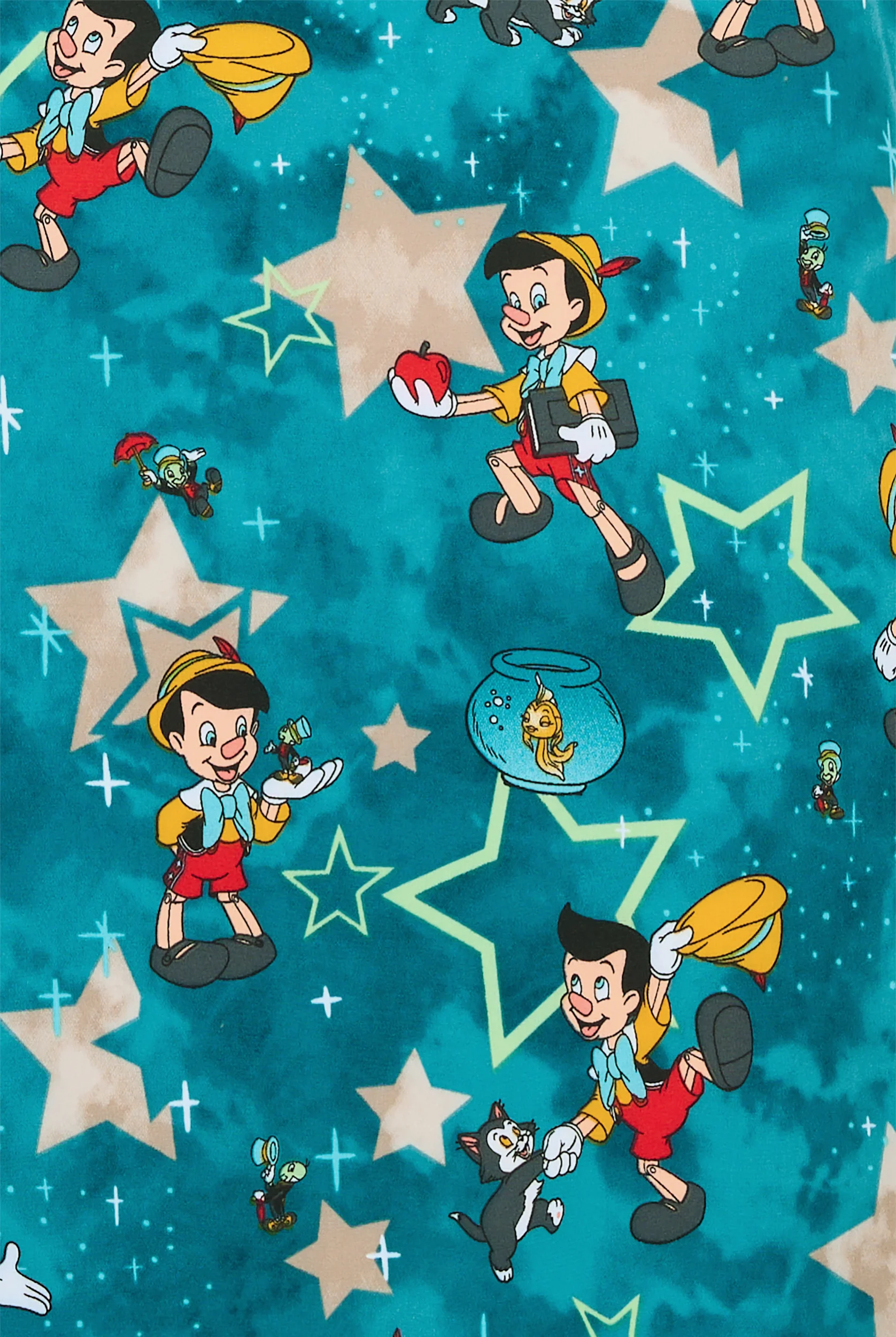 Blusa médica estampada Tooniforms Disney's Pinocchio A Real Boy STRETCH con cuello en V y 2 bolsillos para mujer