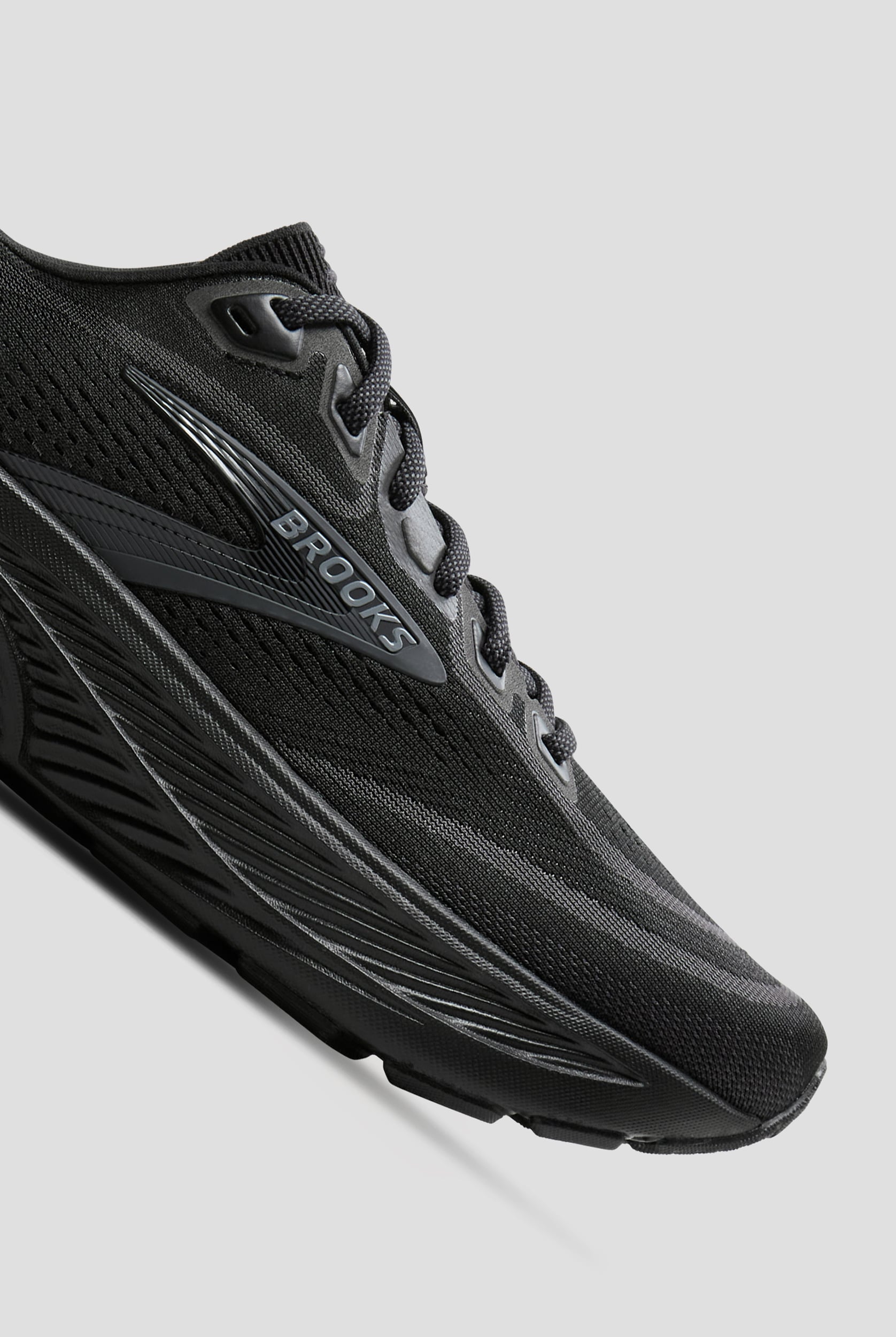 Brooks Men's Ghost 18 Black/Black/Ebony Athletic Lace Up Shoes