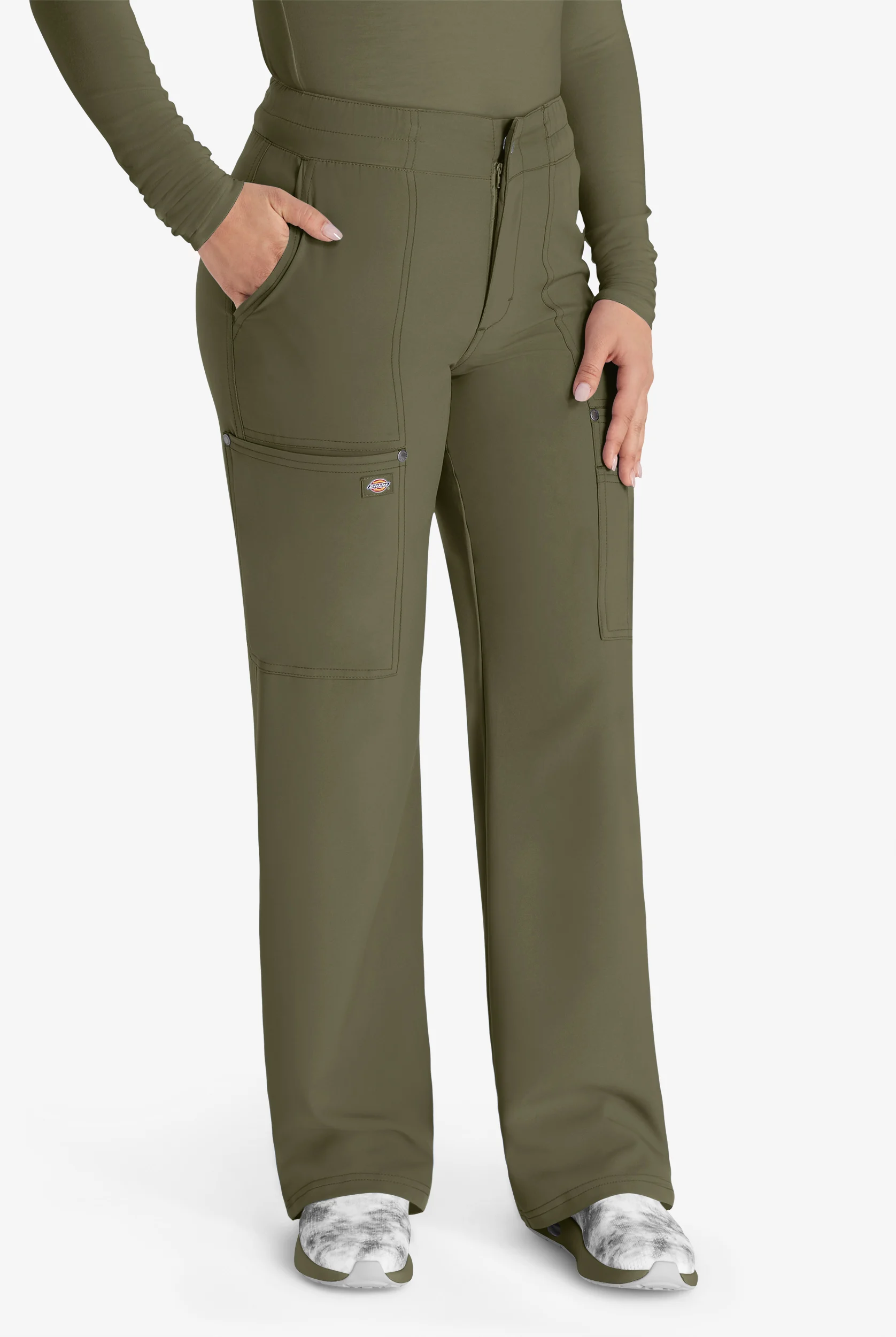 Pantalón médico Dickies EDS NXT estilo cargo con piernas rectas y 5 bolsillos para mujer