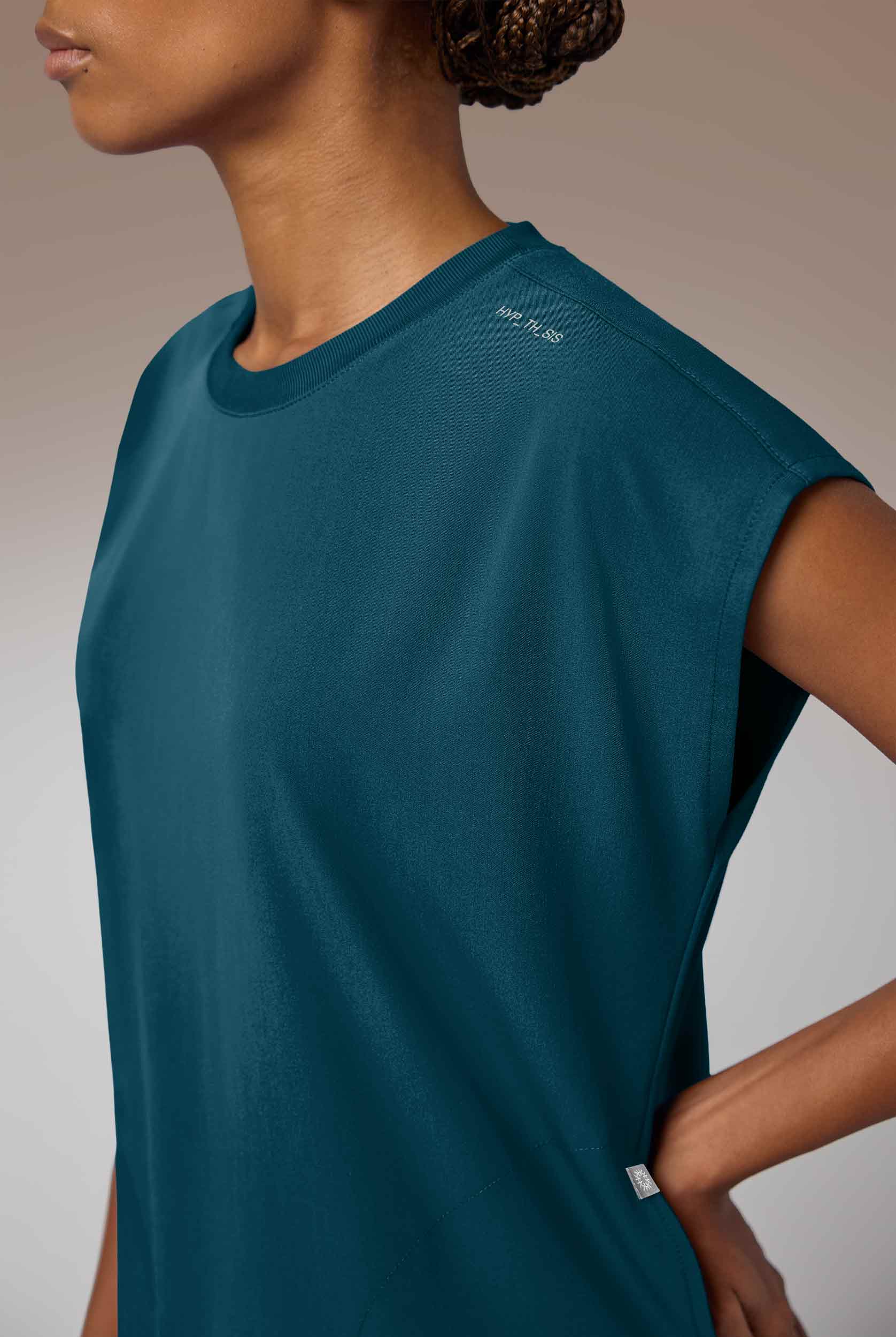 Hypothesis Edge Crew Women's 2-Pocket Relaxed Dolman Sleeve Scrub Top