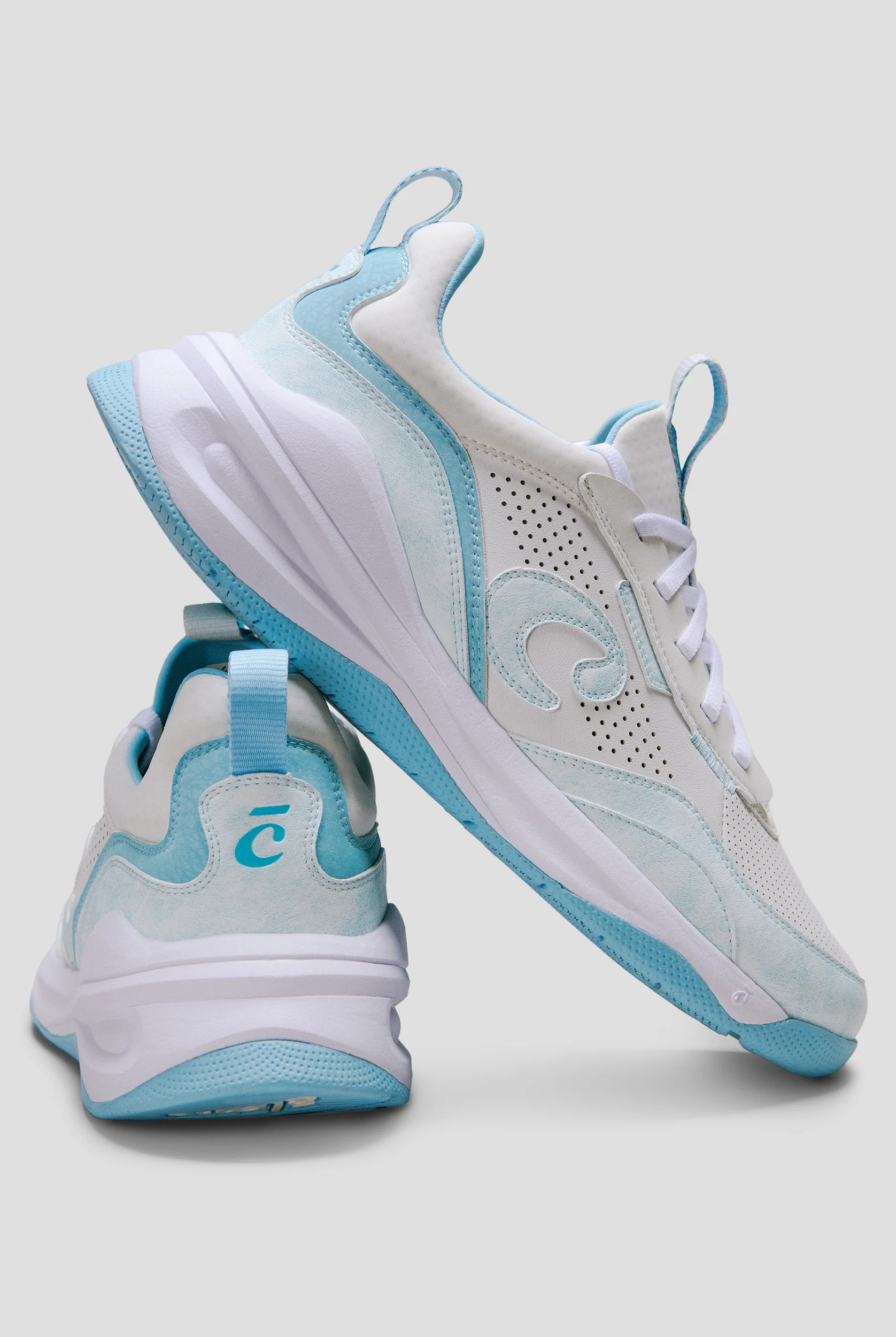 Clove Women's Strada White / Brushed Aqua Athletic Lace up Shoe